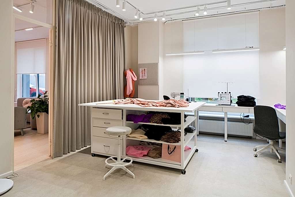 Ателье интерьеров. Швейный цех